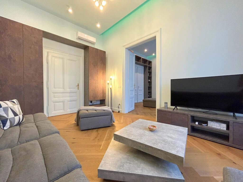 Victory Apartment, fotografie 7 din 16