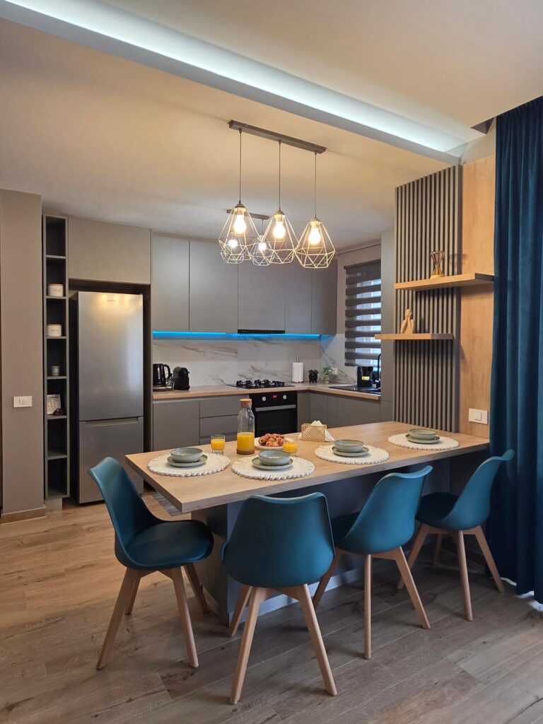 Interior WEST pentru Familie